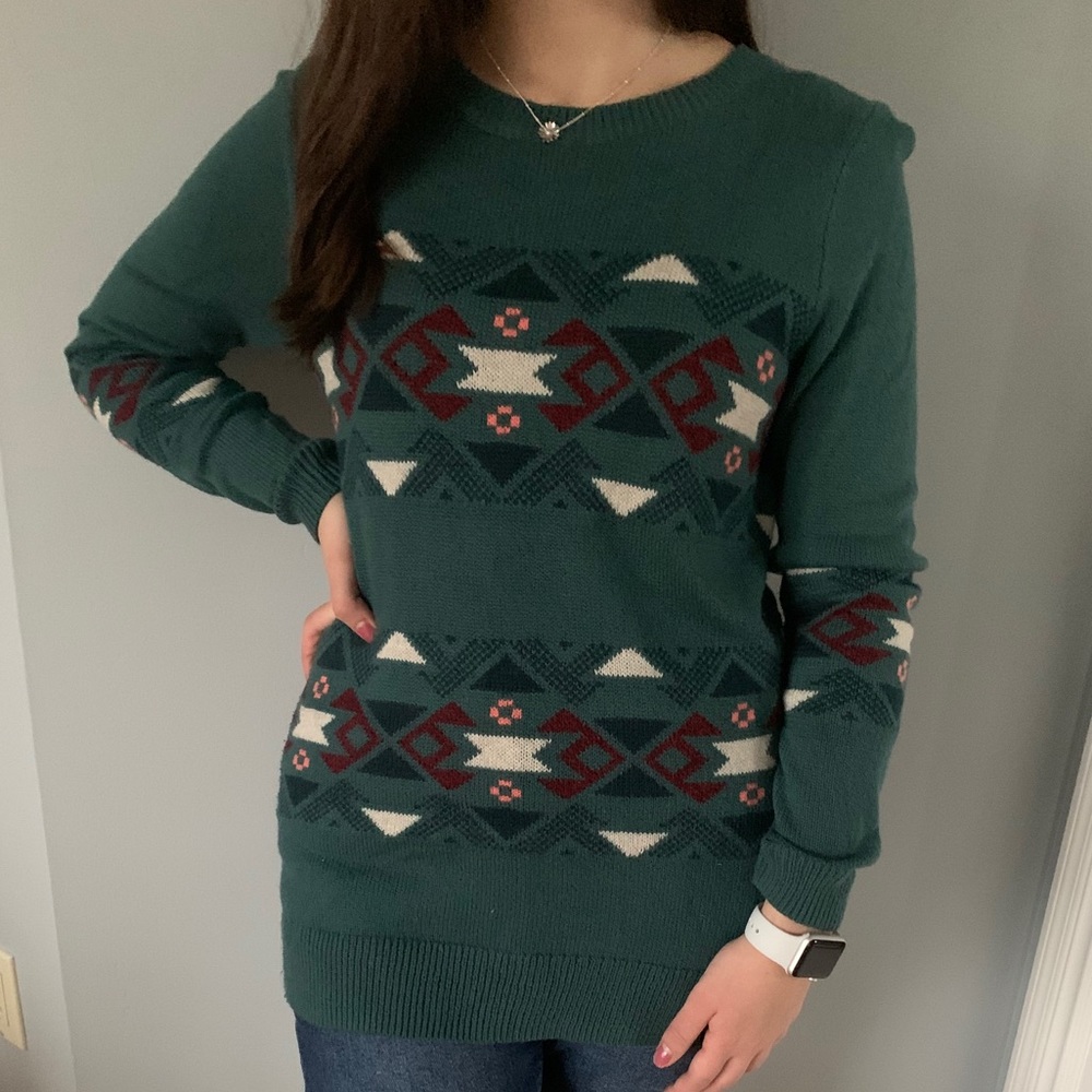 Patterned Sweater - Picture 2 of 4